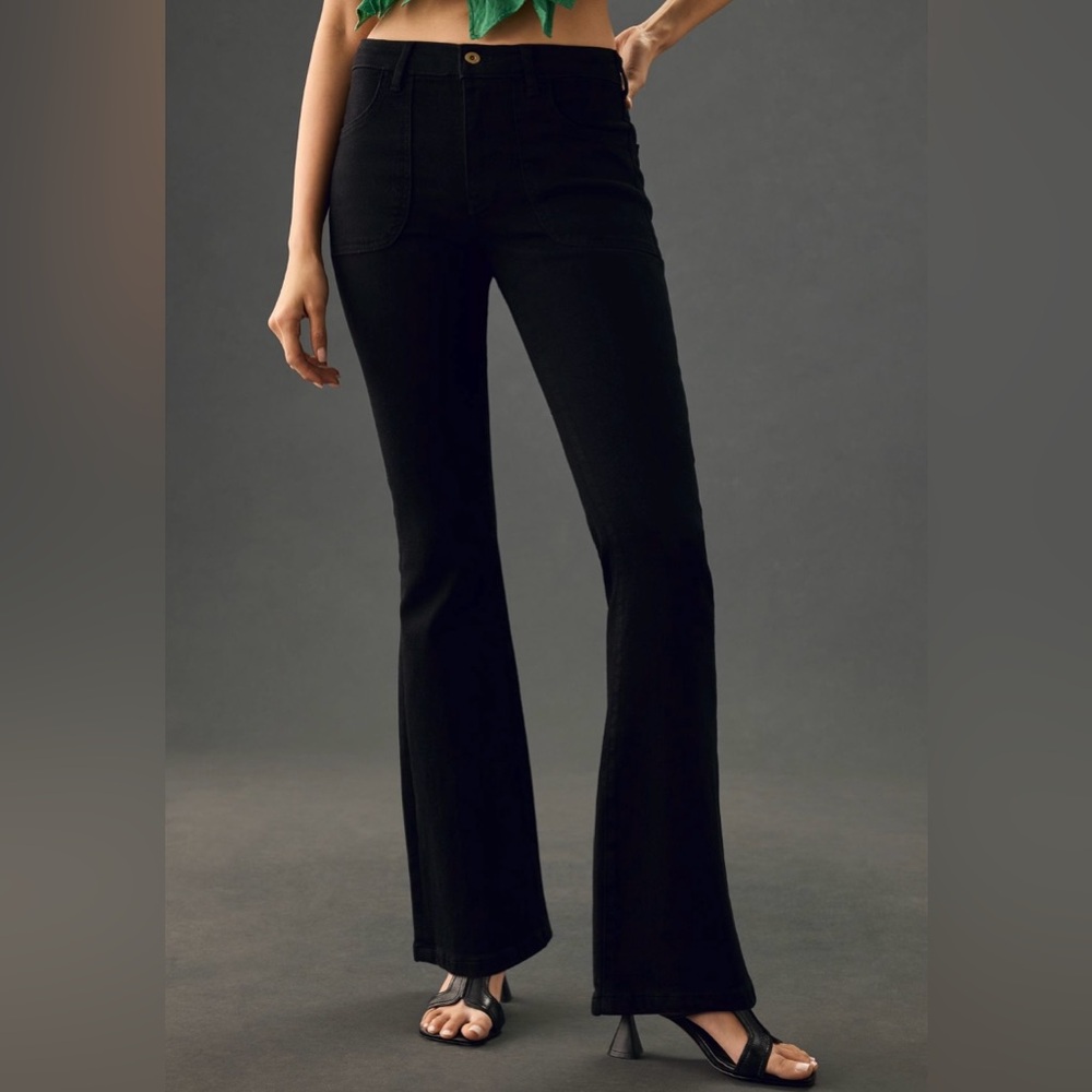 Pilcro Black Icon Flared Jeans
NWOT